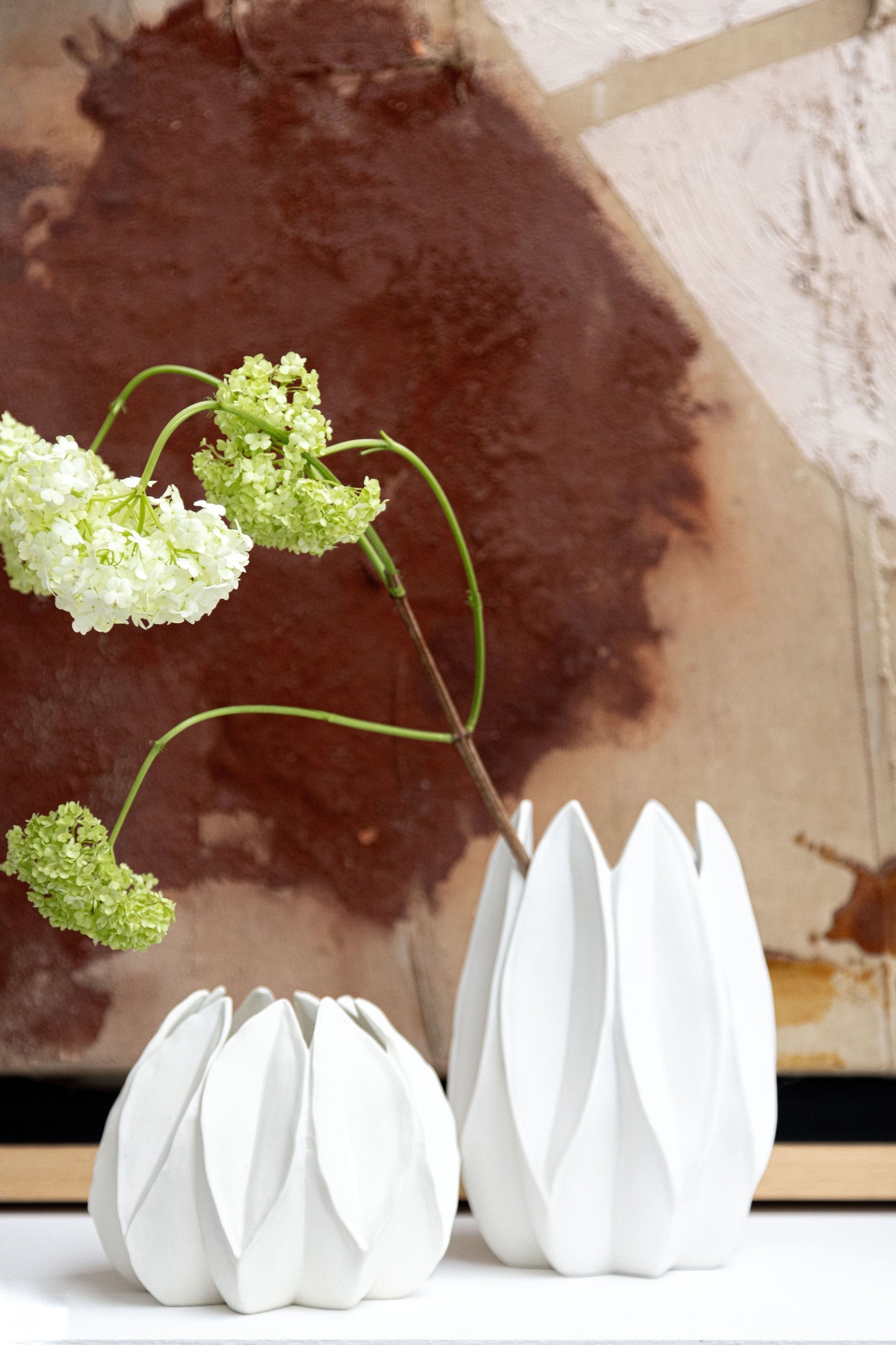 ARIANNE vase in biscuit porcelain